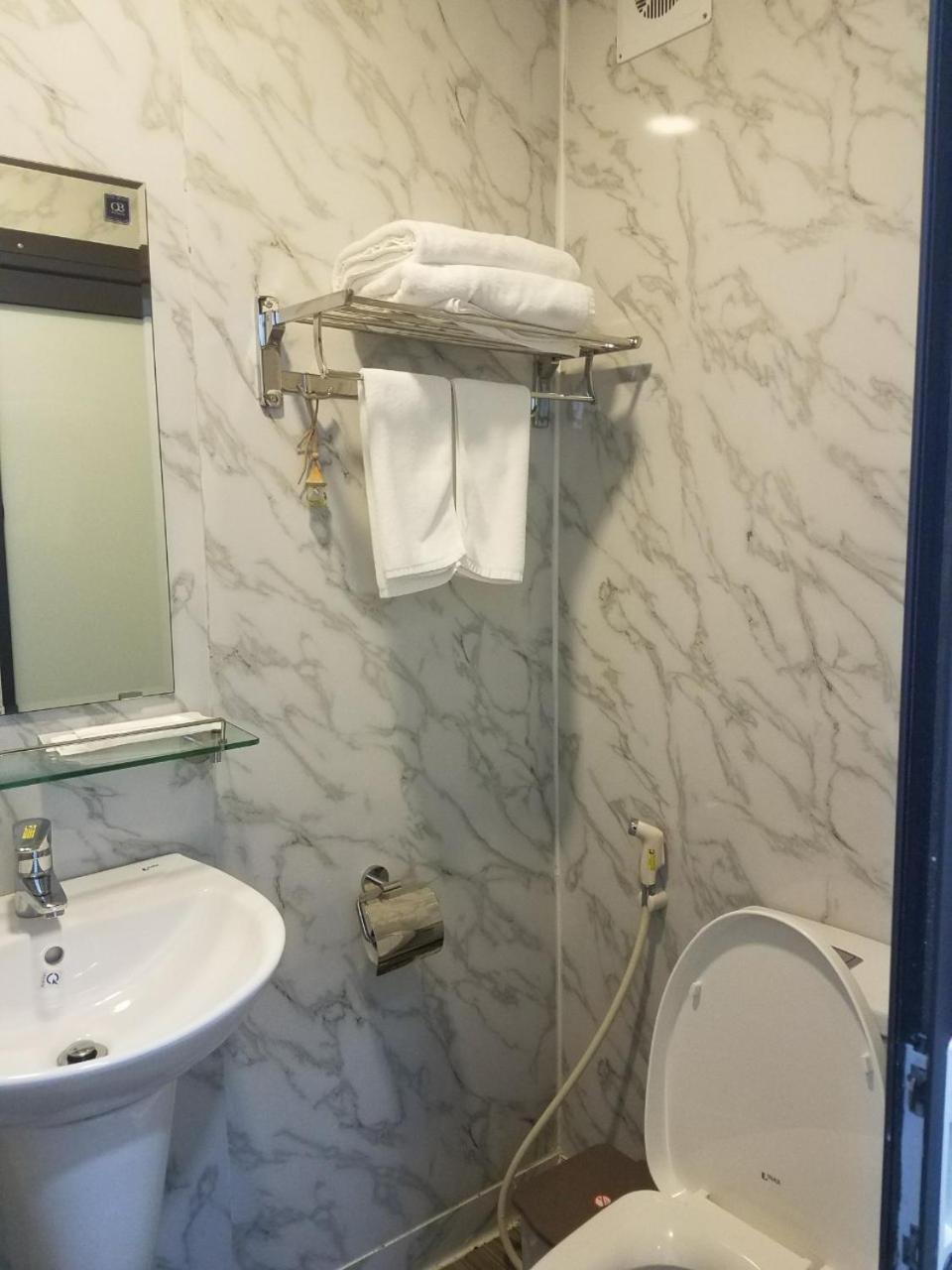 Zo Brother Ha Long Hostel Kültér fotó